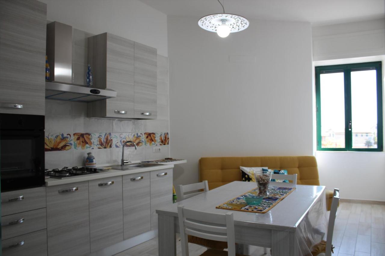 Verdemare Charming Accommodation In Vietri Sul Mare - Amalfi Coast Esterno foto